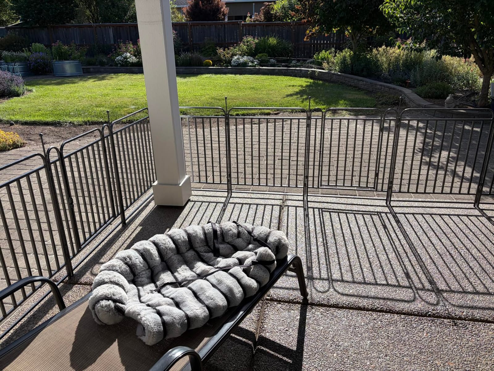 Thickened Dog Playpen Foldable Metal Yard Fence32/40inch Compact Portable Animal Barrier Fence for Indoor Outdoor (Silver, 32''H, 16 Panels-36.8ft(L)-Includes 2 Gates) customer photo 2