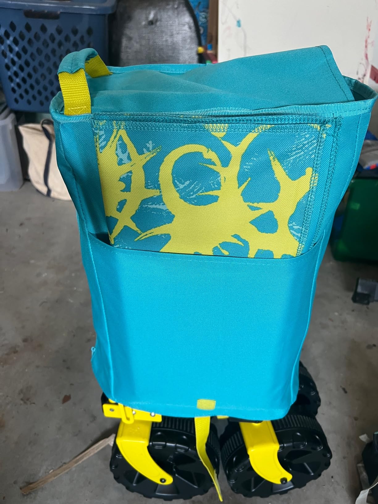 Old Bahama Bay Beach Wagon with 9