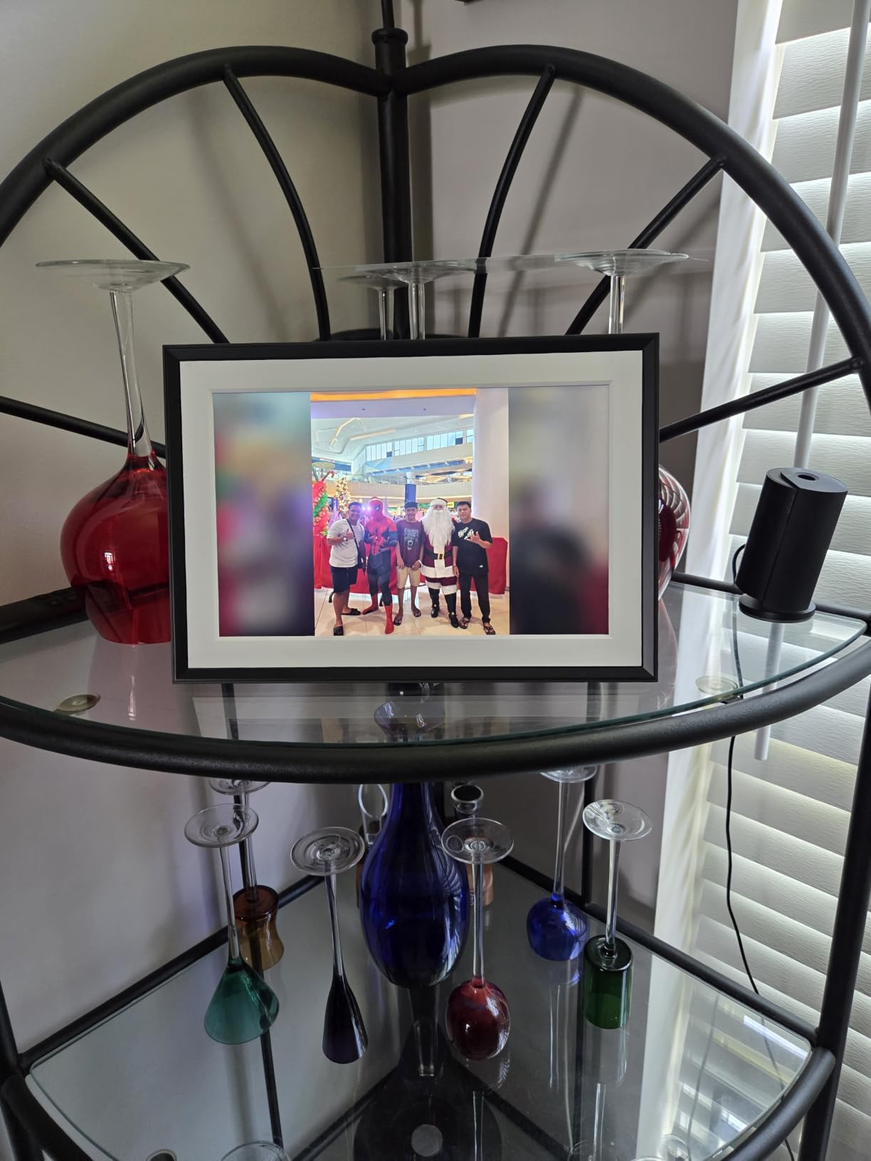 Aura Digital HD Picture Frame, Best Frame for Gifting, (10