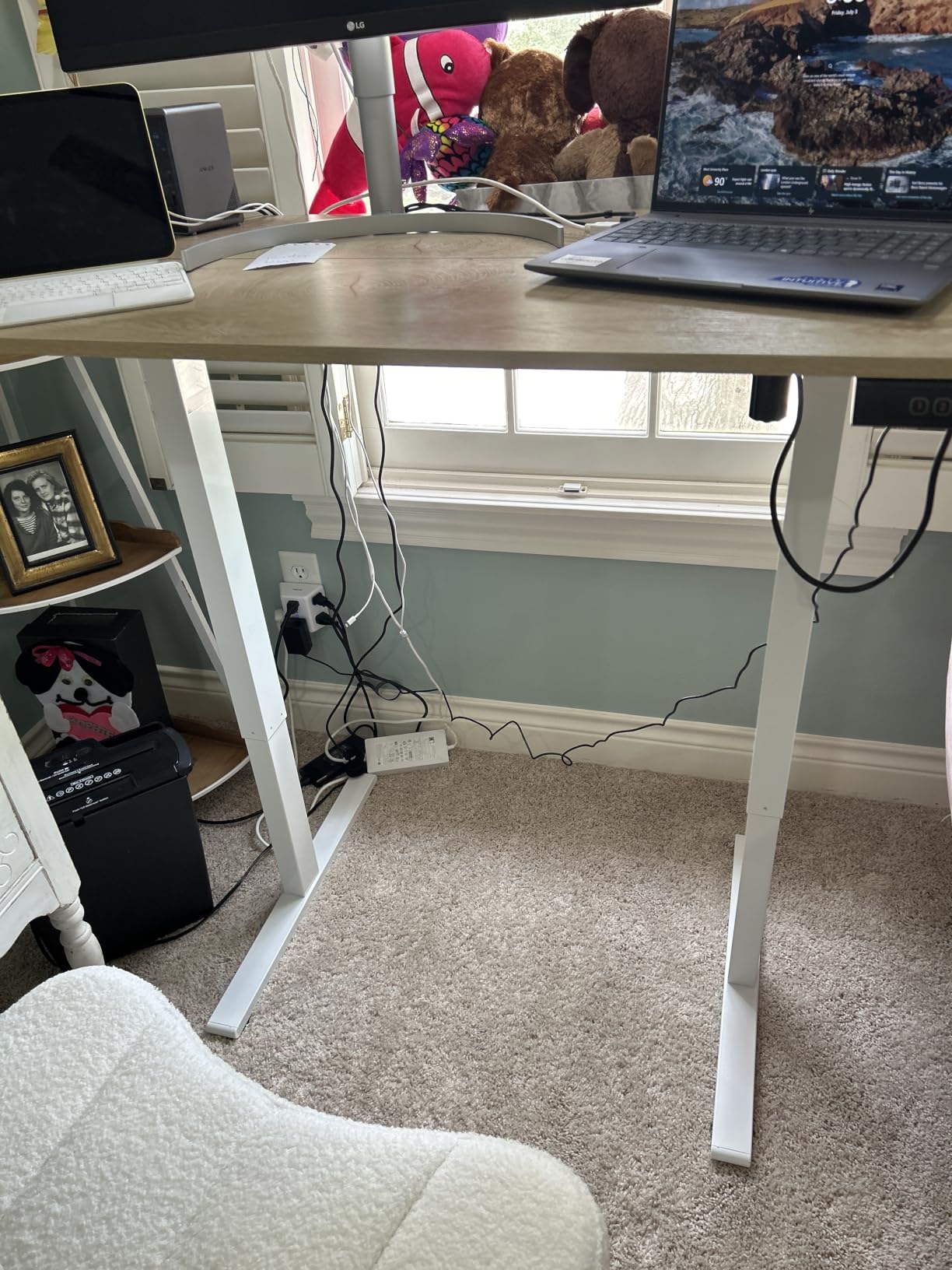 Cubiker Standing Desk, 55x24 Inches Sit Stand Home Office Desk, Electric Stand up Desk, Adjustable Desk with Splice Board, White Frame/Maple Top customer photo 2