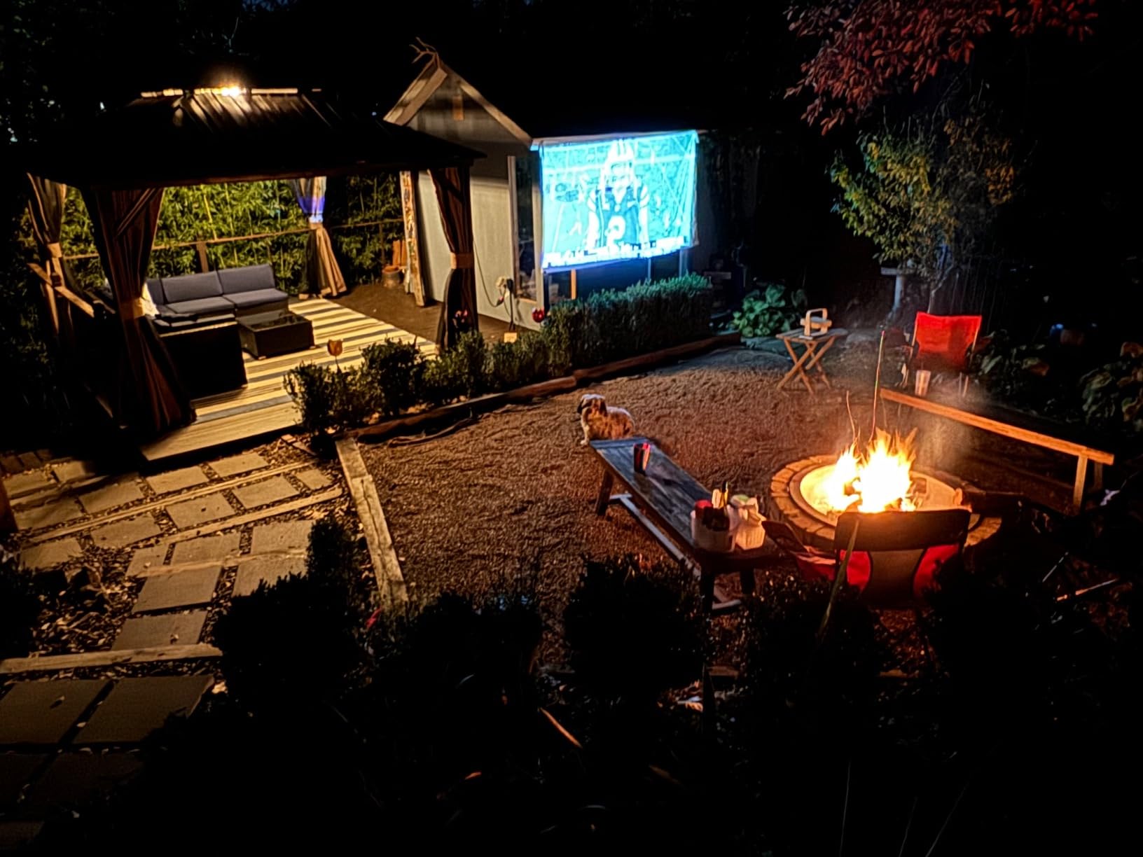 XGIMI Elfin Flip 4K Portable Projector with wifi and bluetooth, Google TV customer photo 2