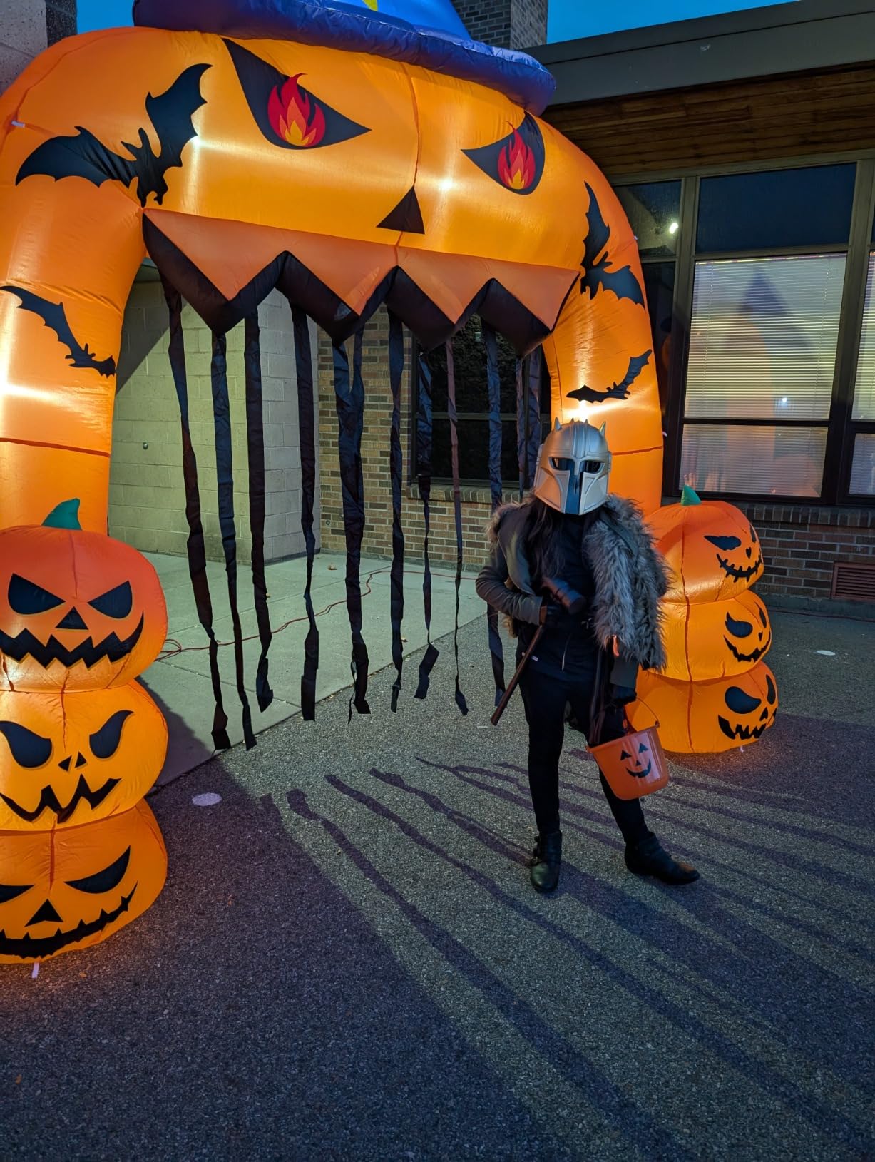 10FT Giant Led Lighted Halloween Inflatables Skeleton for Roof Garden customer photo 1