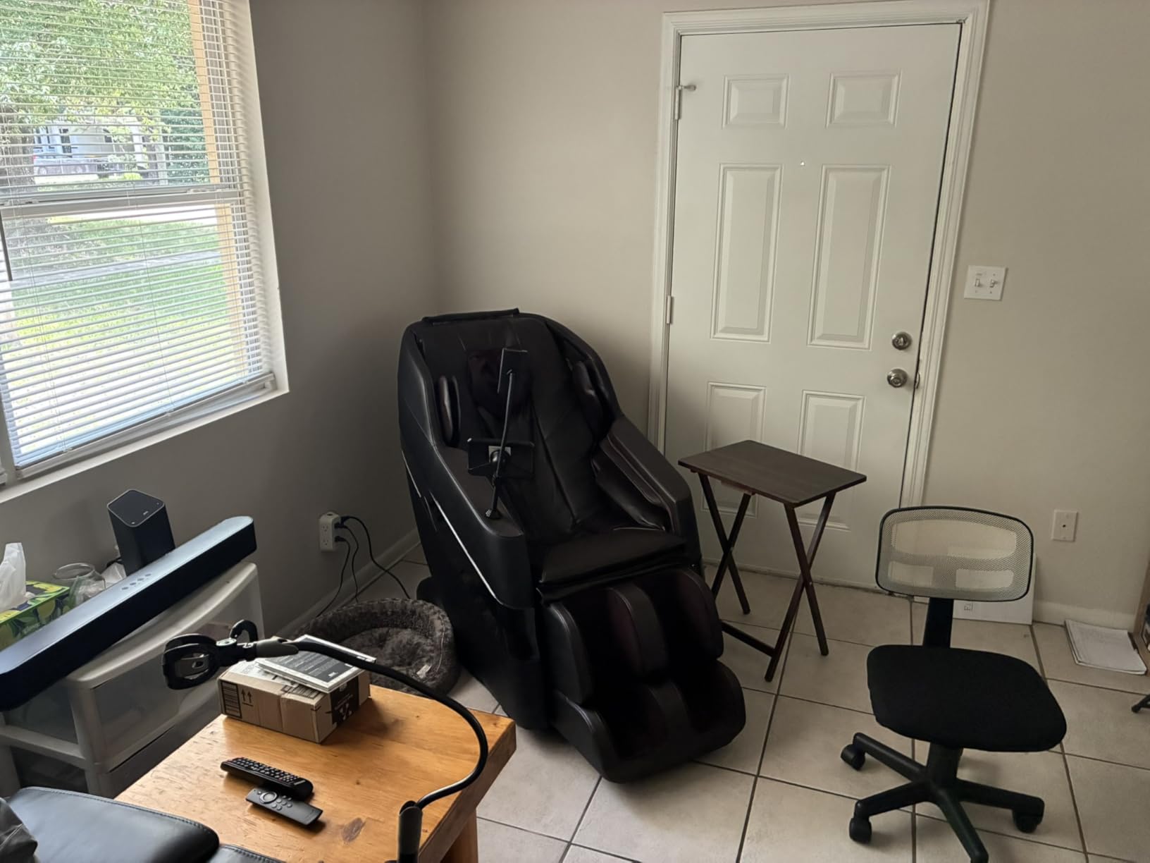 FURNIMAT 3D Full Body Massage Chair Zero Gravity SL-Track, Shiatsu Recliner customer photo 2