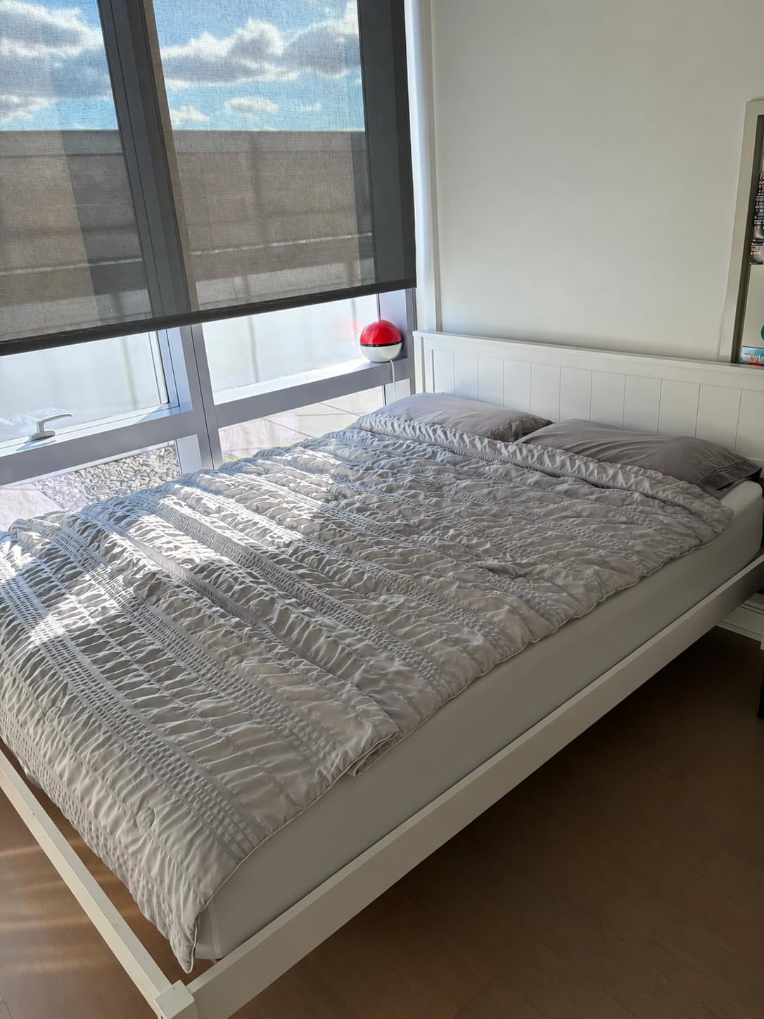 Queen Mattress 12 Inch, Cooling Hybrid Bed in a Box, 7-Zones Individual Pocket Spring, Motion Isolation, Targeted Hip/Shoulder/Lumbar Support, Fiberglass-Free, 365-Night Trial, CertiPUR-US customer photo 2
