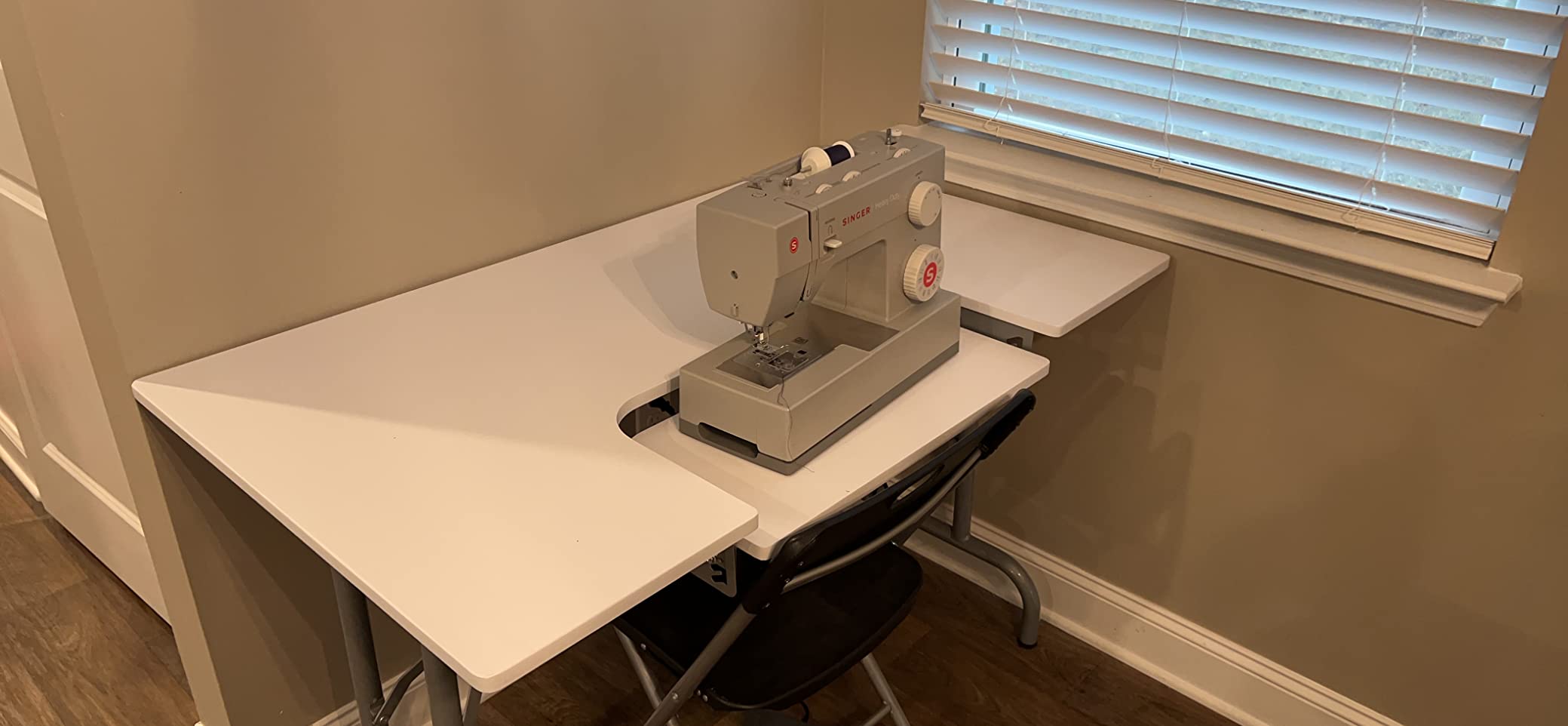 SINGER® Next Evolution Heavy Duty 4552™ Sewing Machine, Bonus Presser Feet customer photo 2