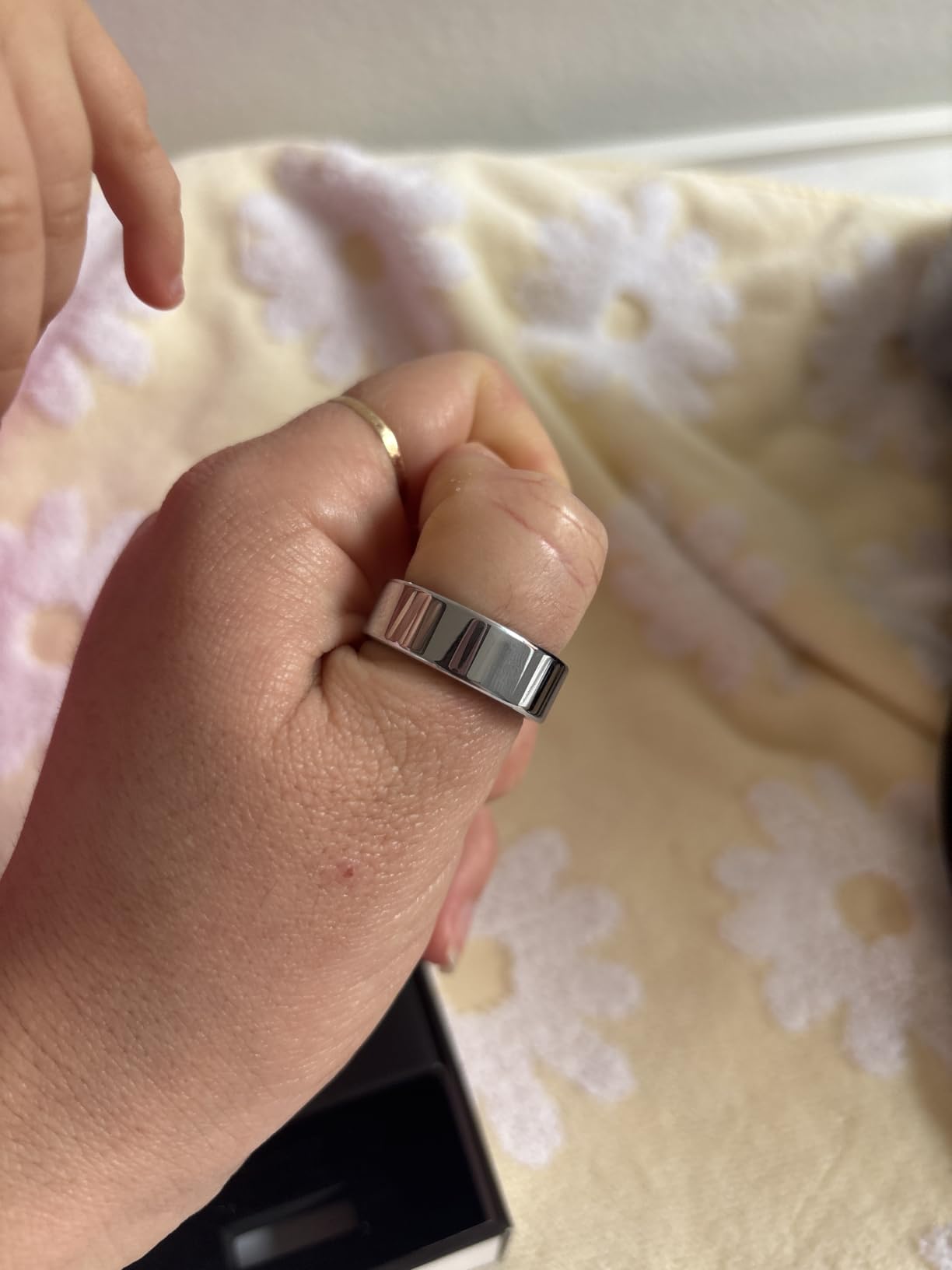 Women Men Smart Ring Health Tracker, Sleep Exercise Health Monitoring Wearable Device, IP68 Waterproof, iOS/Android Compatible, No Subscription Required, 5‑Day Long Lasting Battery (Rose Gold, 8) customer photo 1