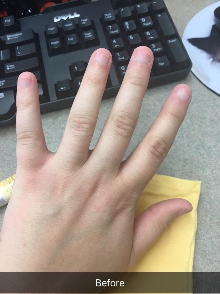 Burt's Bees Hand Repair Set customer photo 2
