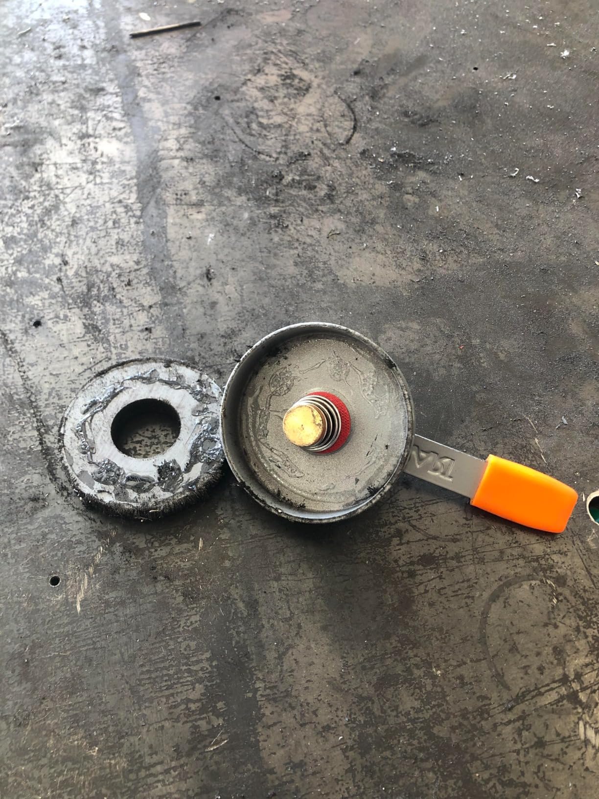 Hobart 770566 500-Amp Magnetic Ground Clamp customer photo 1