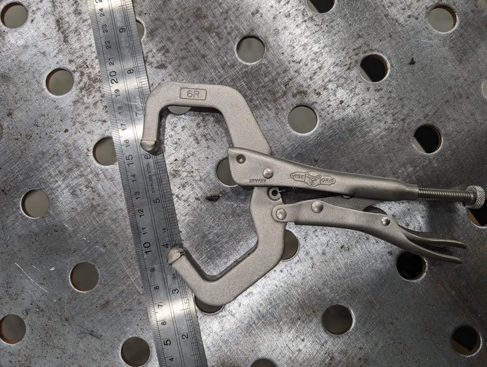 IRWIN Tools Vise-Grip 6-Inch Locking C-Clamp, Silver customer photo 2