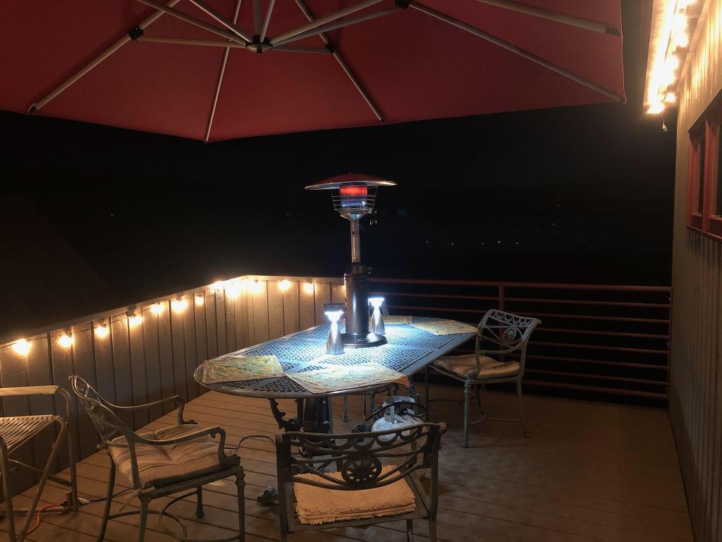 Hiland HLDS032-BB Portable Table Top Patio Heater, 11,000 BTU, Use 1lb or 20Lb Propane Tank, Hammered Bronze customer photo 2