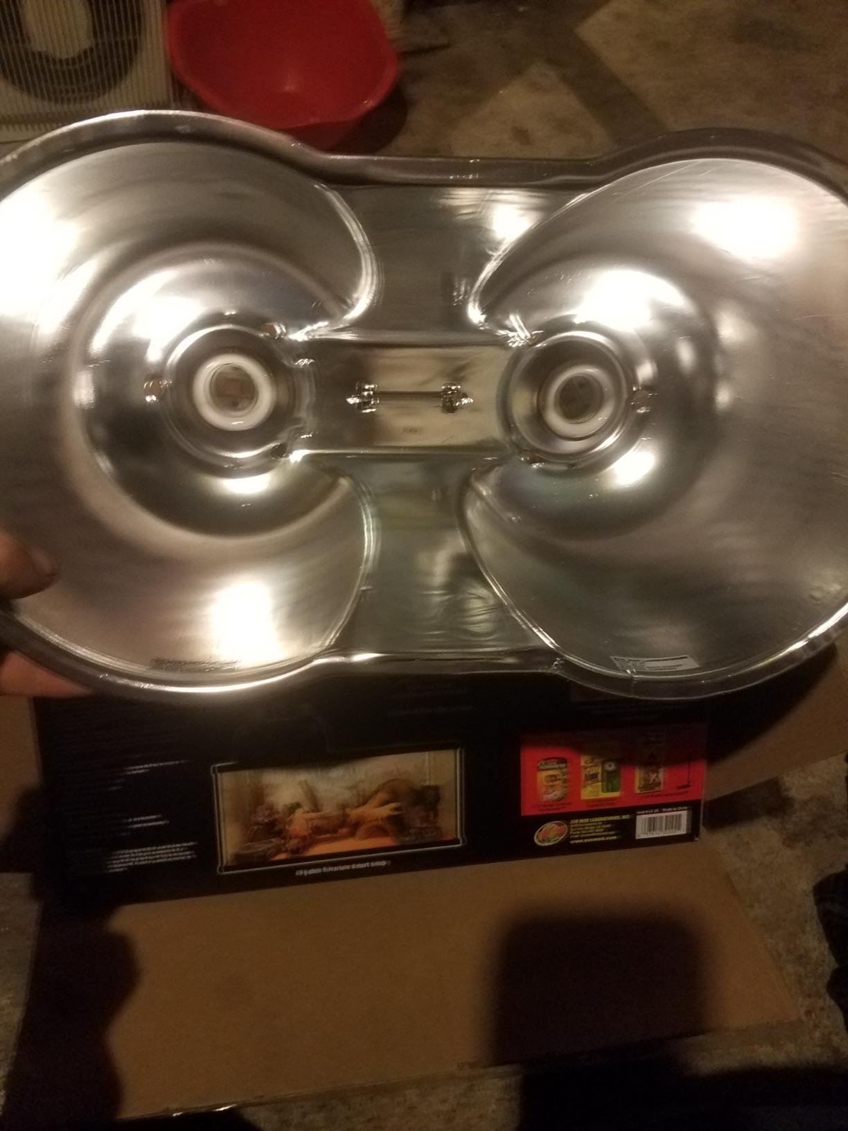 Zoo Med Combo Deep Dome Dual Lamp Fixture customer photo 1