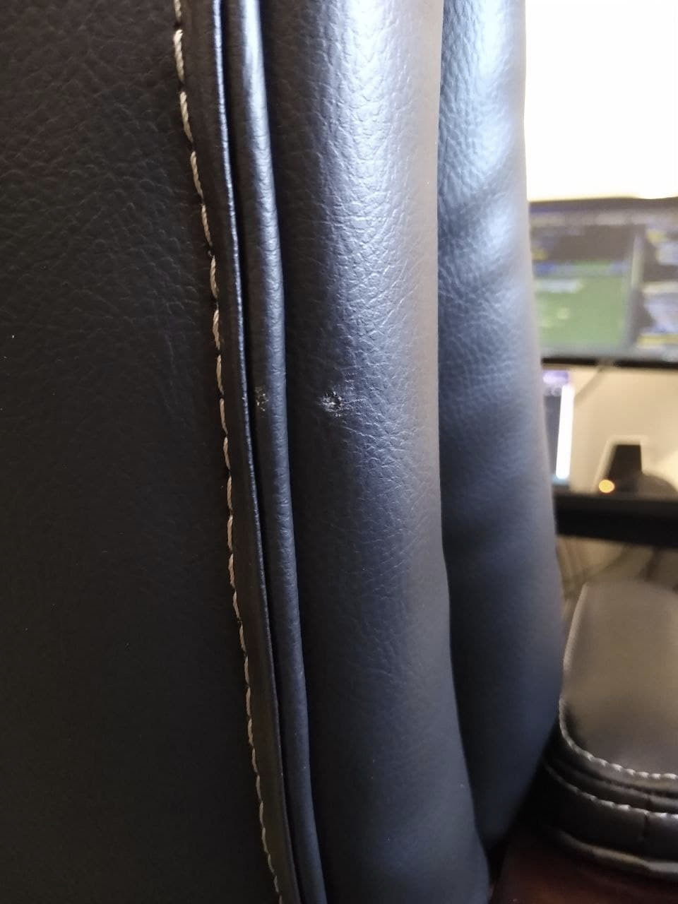 La-Z-Boy Executive Ergonomic Office Chair with Lumar Support, Leather Chair customer photo 2