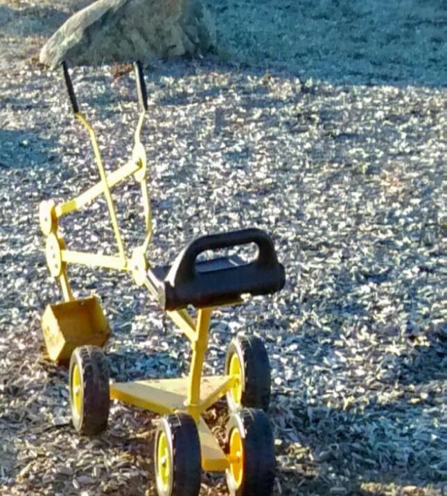 Sandbox Digger Toy Excavator with Wheels- Foldable Playground Equipment for Outdoor Play w/No-Bend, No-Pinch Heavy Duty Metal Ride On Sand Construction Backhoe Fun (Ages 4-12) (Yellow) customer photo 2