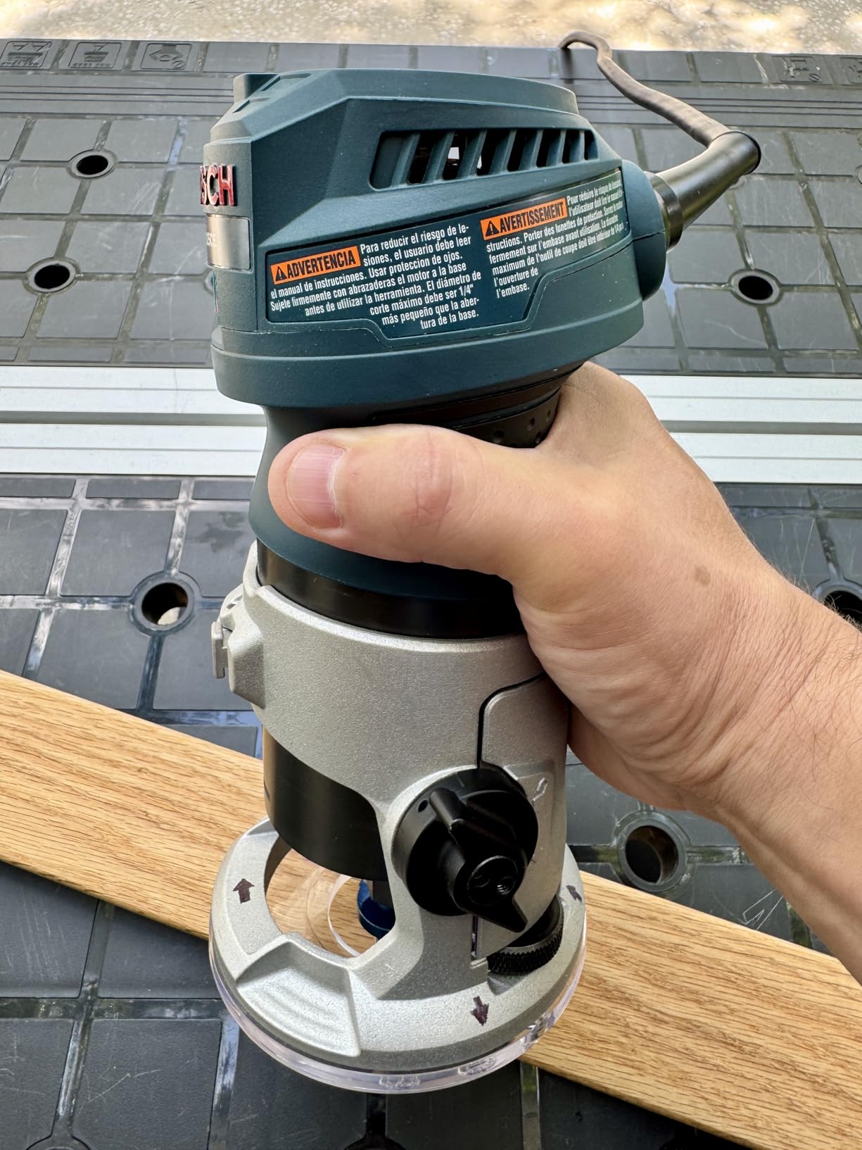 Bosch GKF125CEN Colt 1.25 HP (Max) Variable-Speed Palm Router customer photo 1