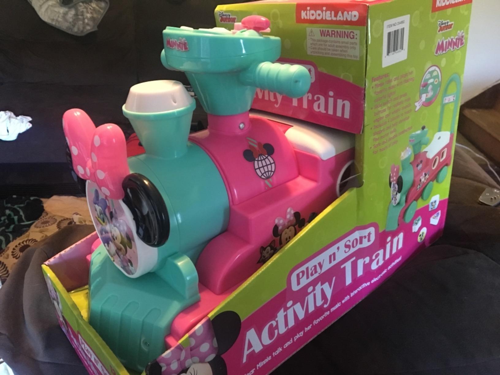 Kiddieland Disney Minnie Mouse Play n' Sort Activity Train Ride-On customer photo 1