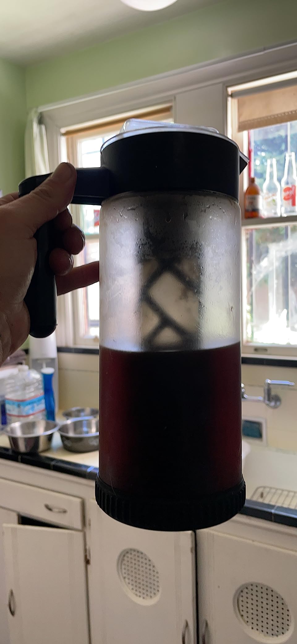 COFFEE BEAR – Cold Brew Coffee Maker and Iced Tea Brewer, Large 1.3L (44oz) Borosilicate Glass Pitcher with Reusable Mesh Filter, Easy to Clean, Dishwasher Safe customer photo 2