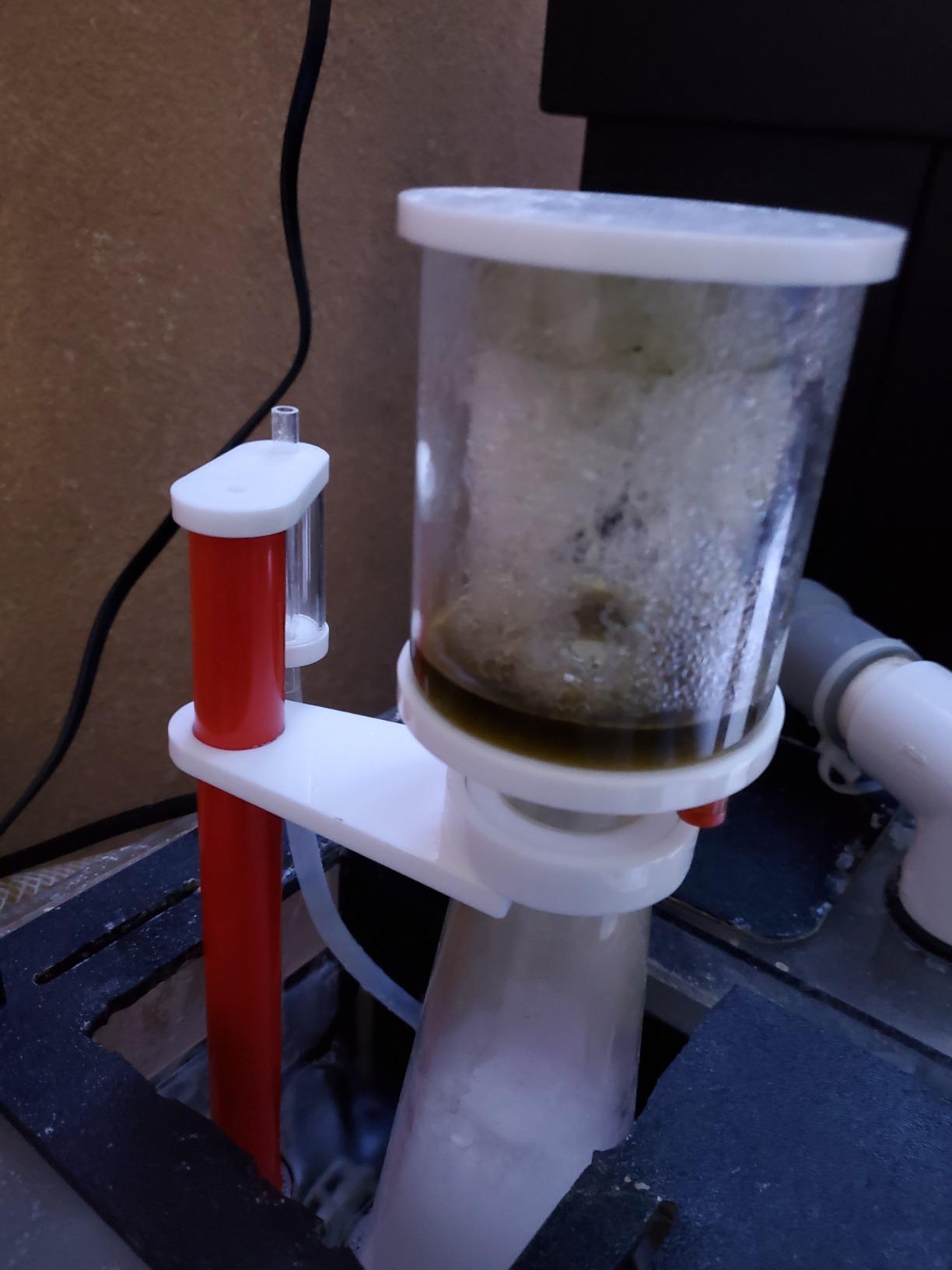 Marine Color RDC 250 Hang On Protein Skimmer for Saltwater Aquarium Internal Needle Wheel Skimmer 7.8W Red Devil SP1 Pump Quiet Filtration System for Reef Coral Marine Tank 50-250L customer photo 2