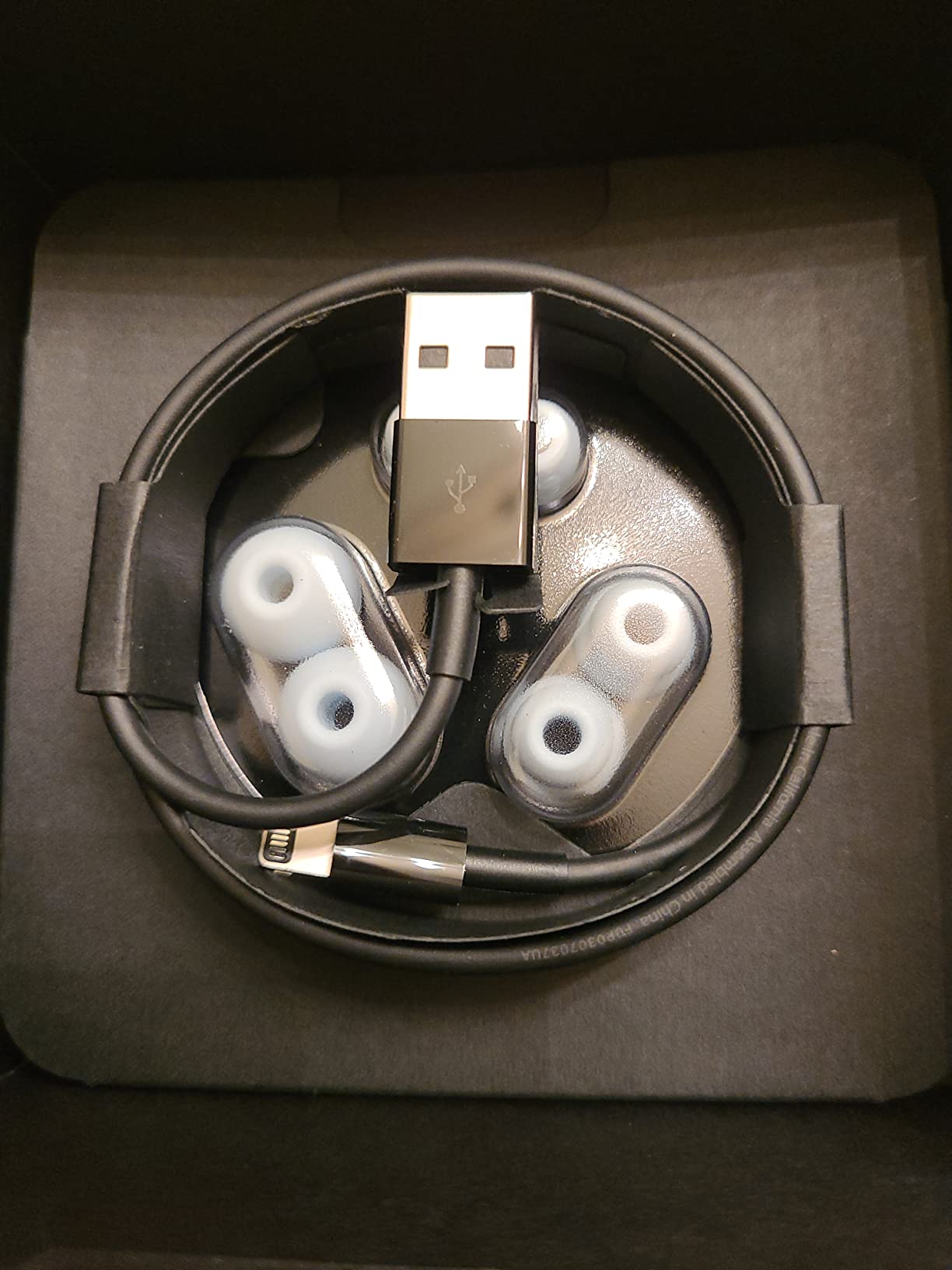 Powerbeats Pro Totally Wireless & High-Performance Bluetooth Earphones Black (Renewed) customer photo 1