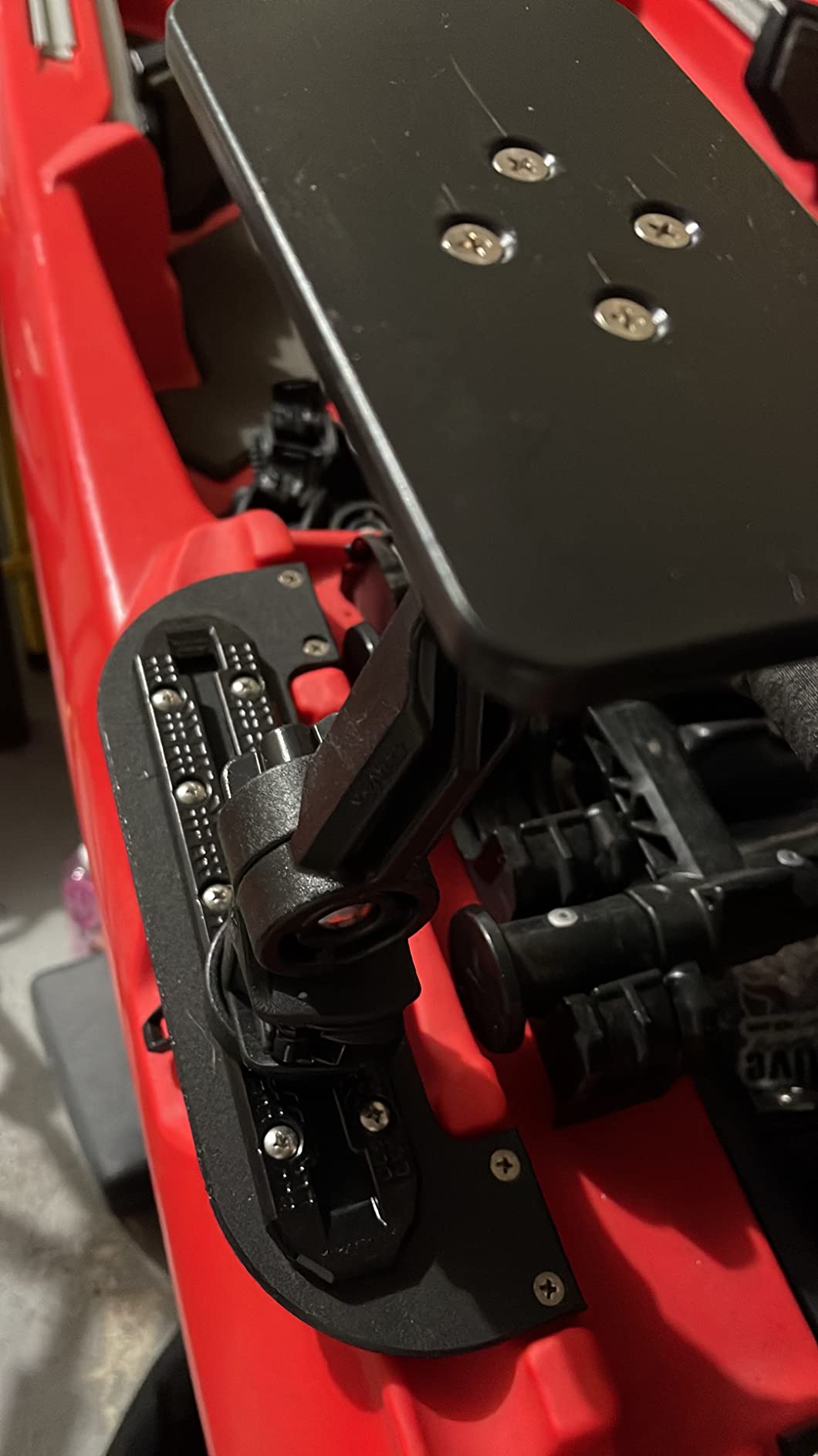 YakAttack Universal Mounting Plate 6
