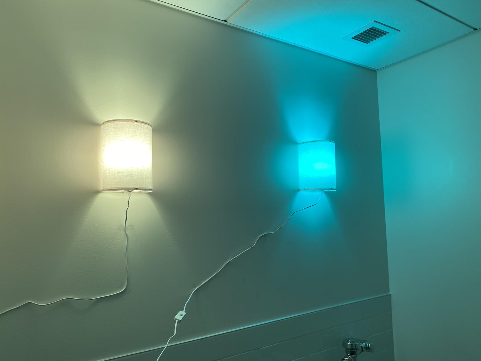LIFX Color 2-Pack customer photo 2
