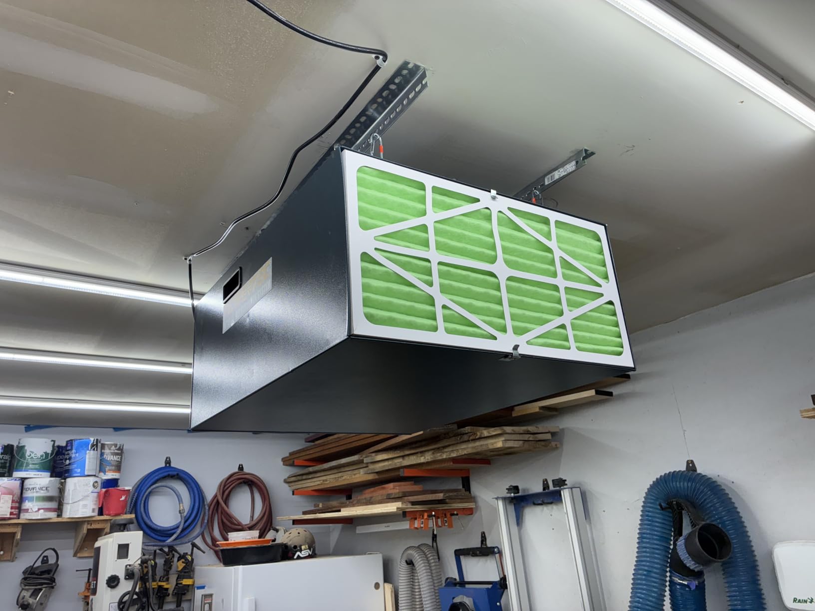 POWERTEC AF1045 3-Speed Remote Controlled Air Filtration System (655/875/1060 CFM), Hanging Air Filter for Woodworking & Dust Collector, Air Purifier for Garage & Workshop (AF1045) customer photo 1