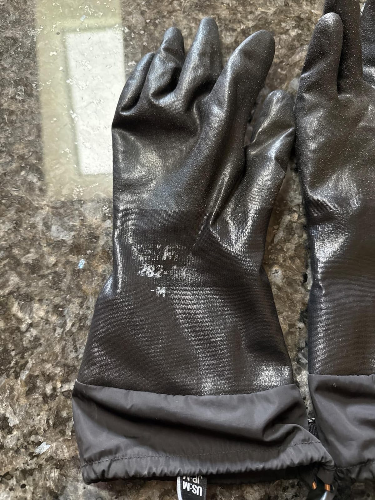 SHOWA TEMRES 282-02 Waterproof Insulated Winter Work Gloves, Breathable Polyurethane, Integrated Drawstring Gaiter Snow Cuff, Thermal Fleece for Skiing, Ice Fishing customer photo 1