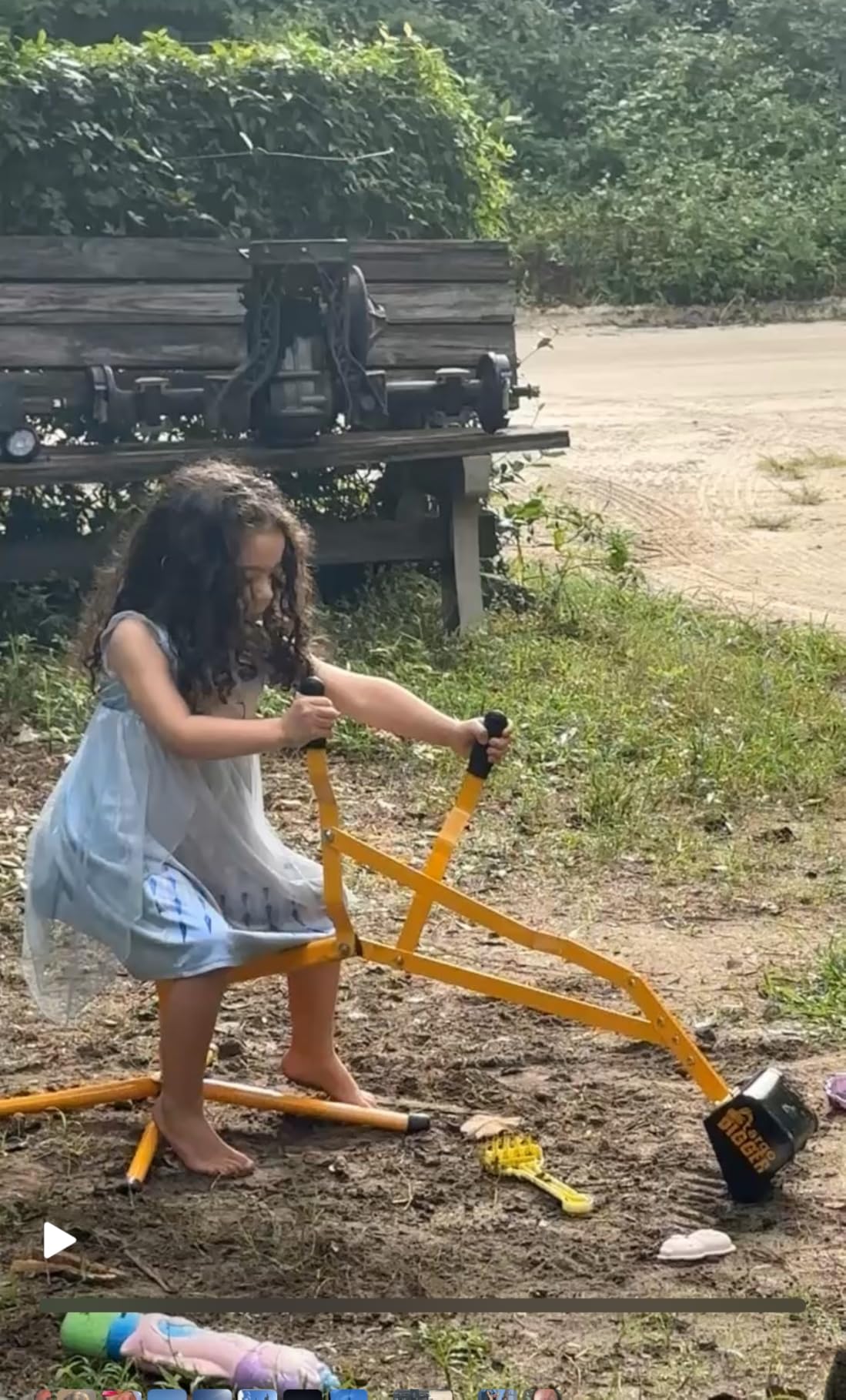 stargo - Steel Kids Excavator Ride on Toy Sand Digger for Kids rotates 360 customer photo 1