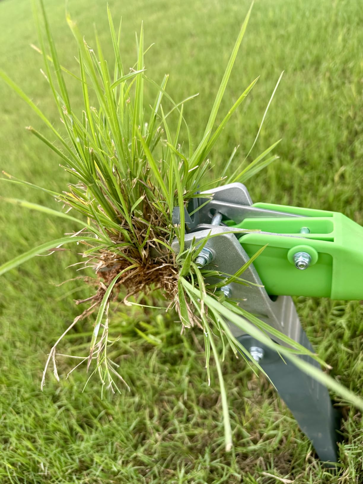 Grootpow WP5 Heavy Duty Weed Puller Tool, Stand Up Dandelion Weeder with 40