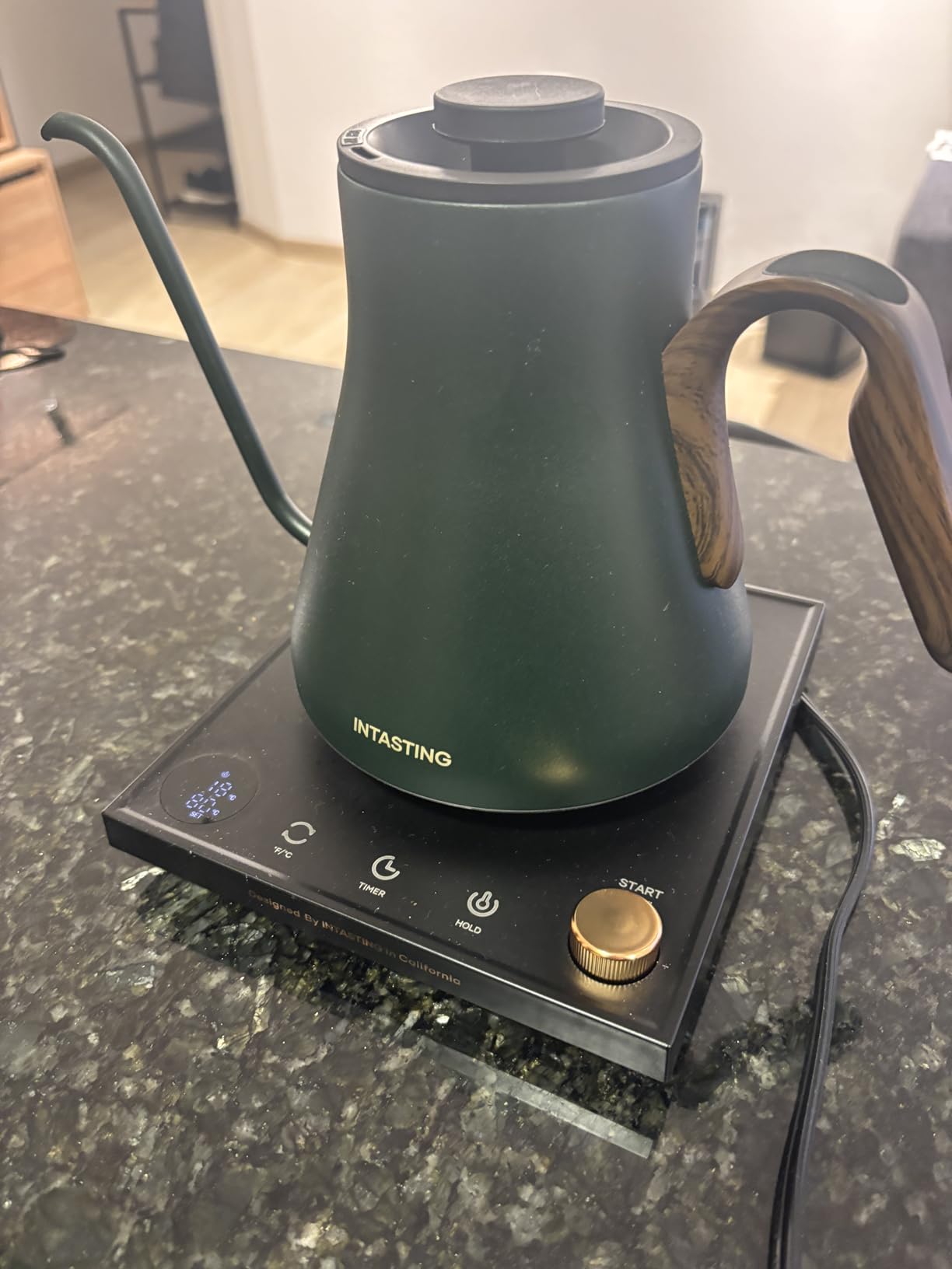 INTASTING Gooseneck Electric Kettle with ±1℉ Temperature Control 0.9 Liter customer photo 2