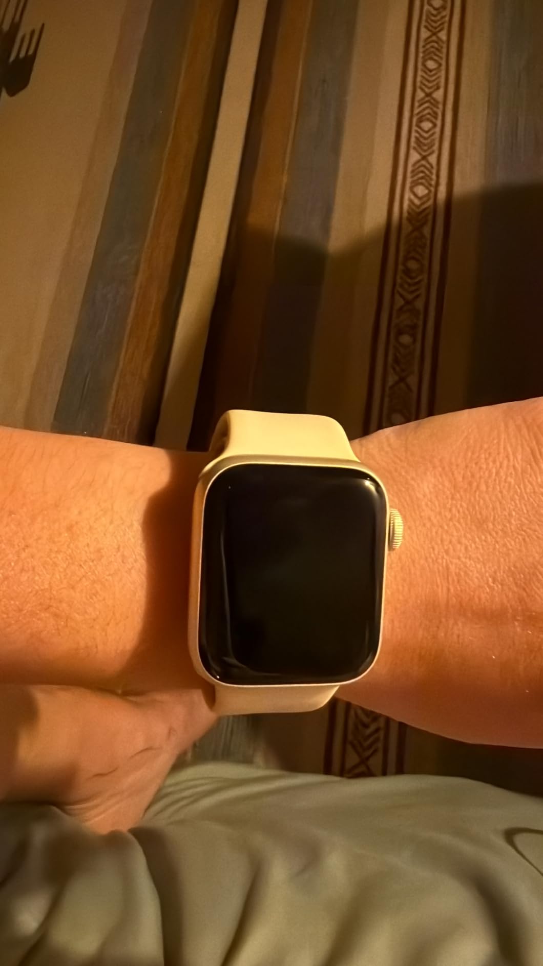 Apple Watch SE 2 Renewed customer photo 1
