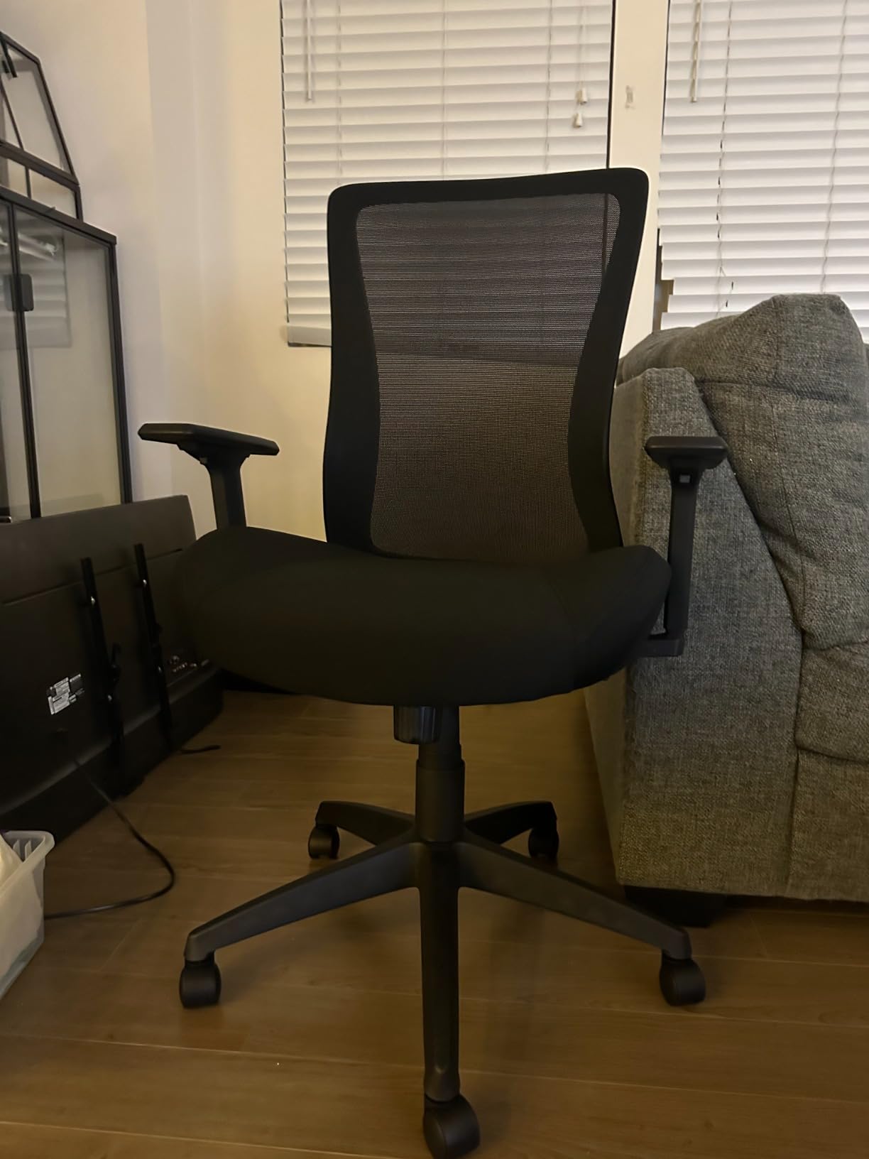 Big and Tall Home Office Desk Chair 400lb Capacity for Heavy People, Ergonomic Wide Mesh Desk Chair with Stepless Recline & Lock, 5.5