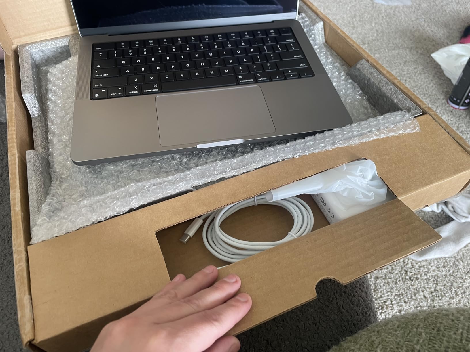 MacBook Pro 14 M2 Pro customer photo 1