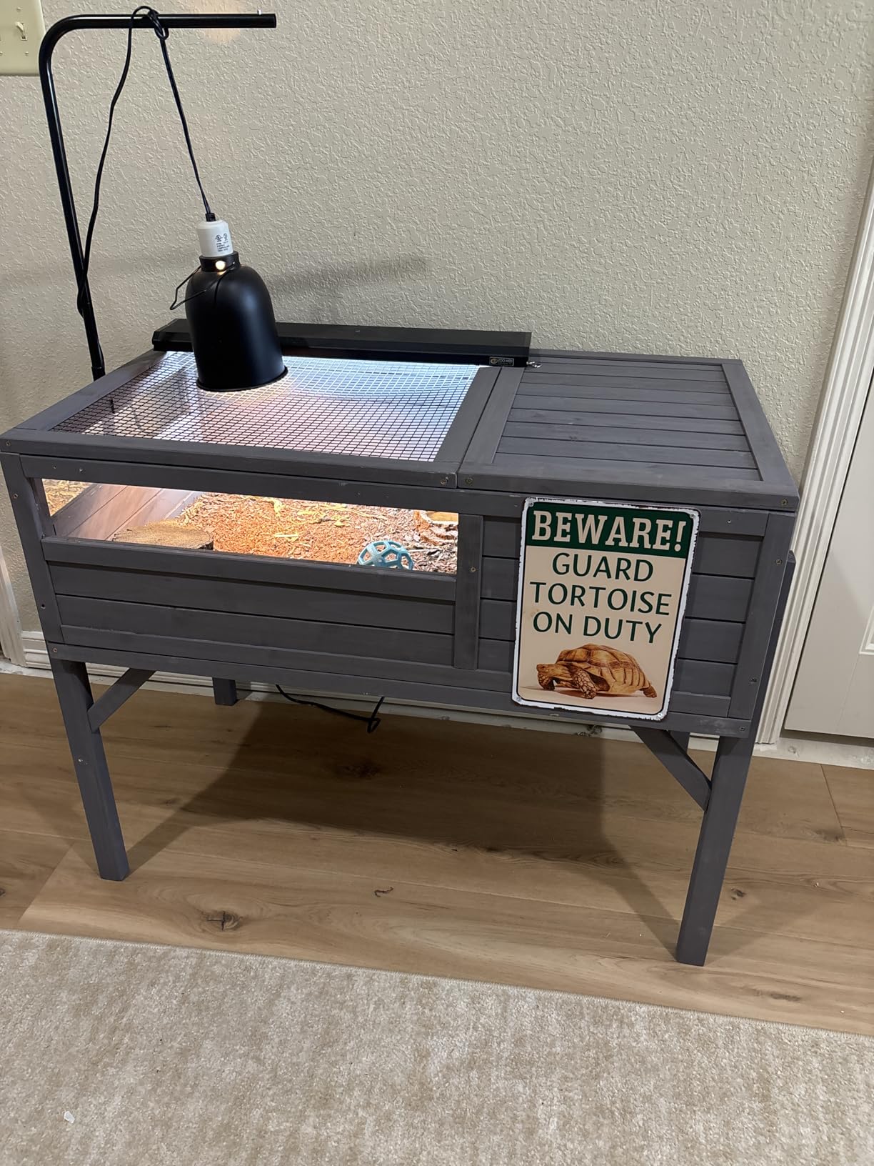 Aivituvin Tortoise Habitat Turtle Enclosure, Wooden Tortoise House Reptile Cage for Small Animals Indoor-Outdoor, Adjustable Lamp Holder Included customer photo 2