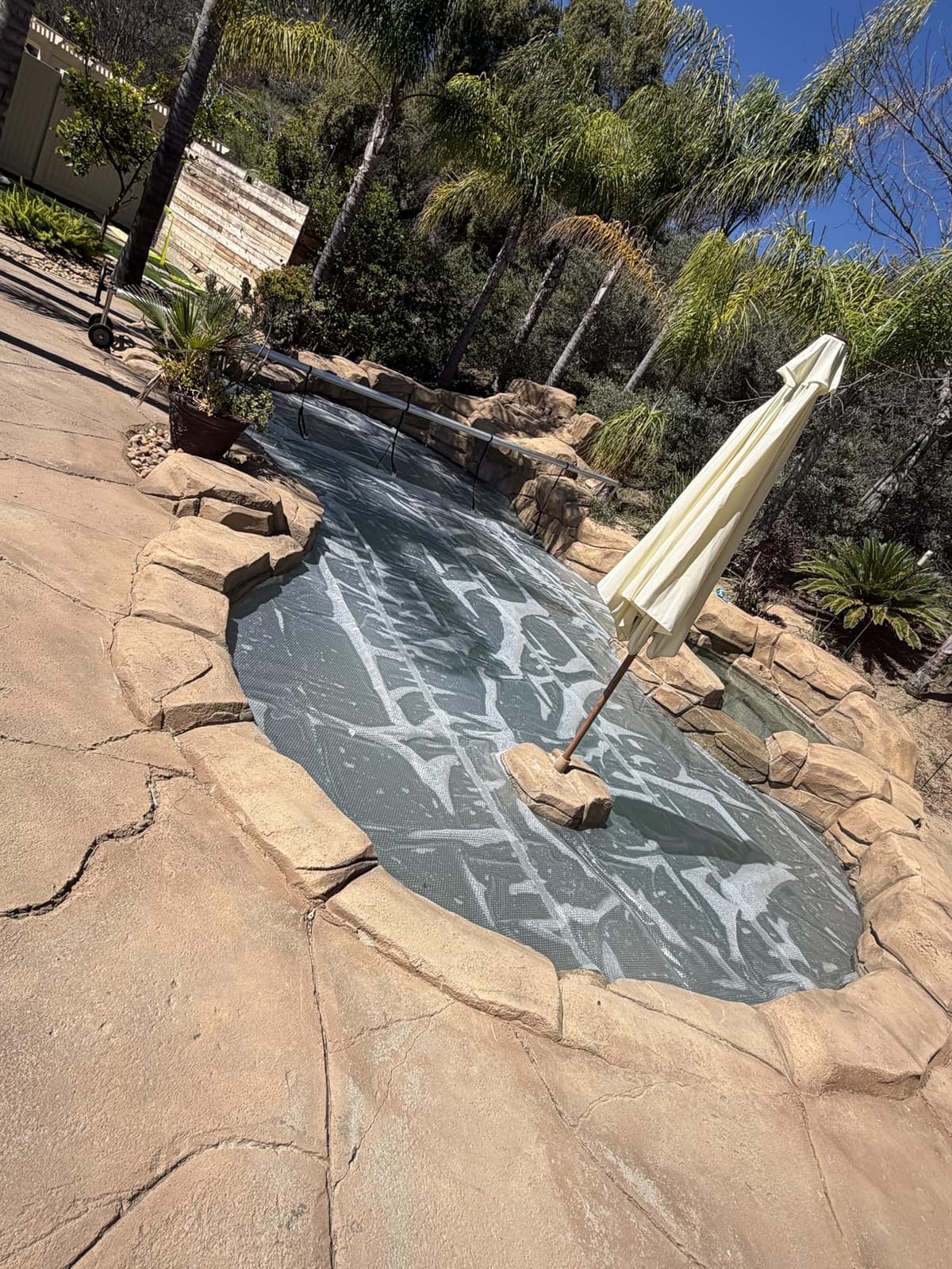 VINGLI 16x32ft Solar Pool Cover 12mil Rectangle Blue customer photo 1