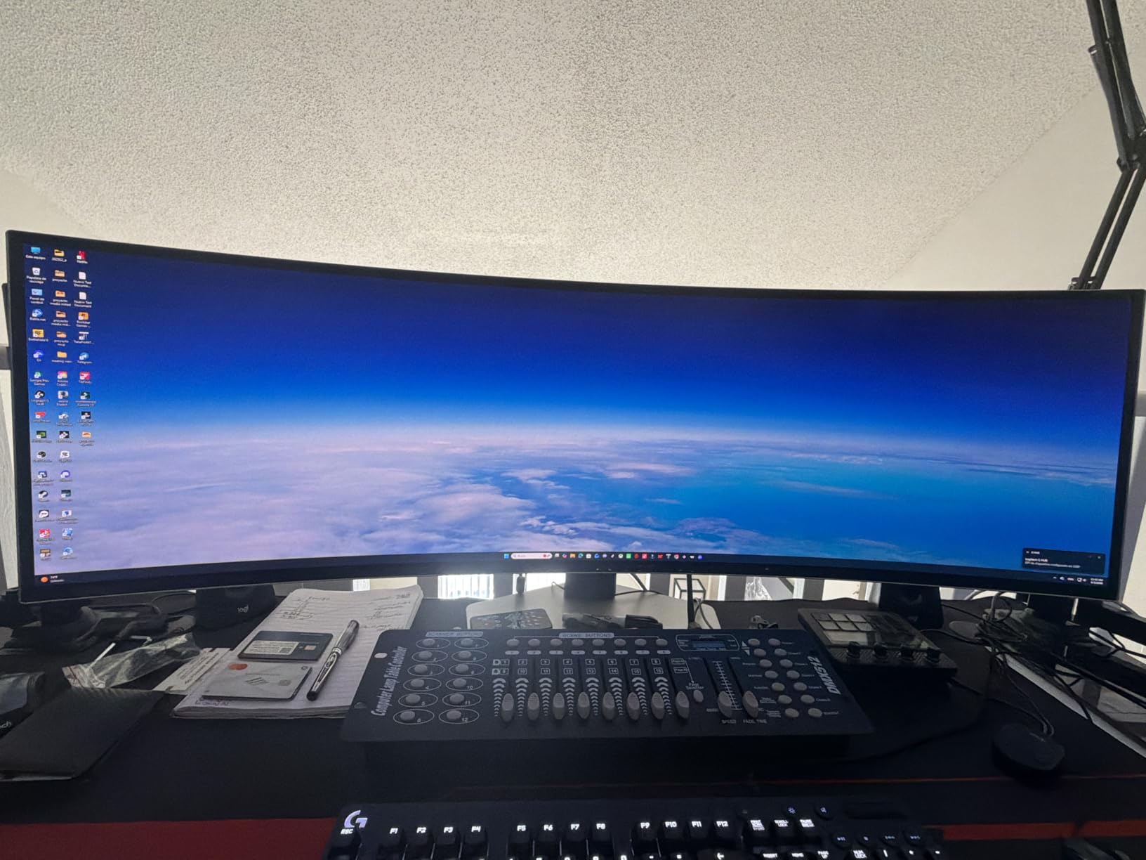 Samsung Odyssey G9 G93SC customer photo 2