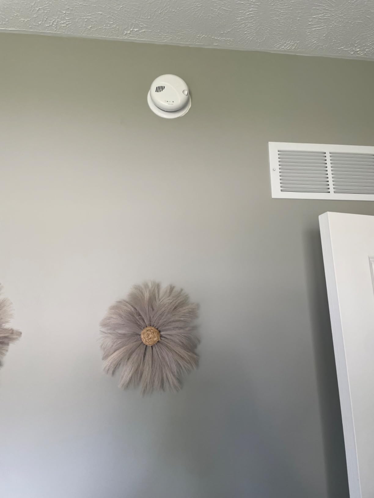 First Alert Hardwire Smoke Alarm with Voice Alerts customer photo 1