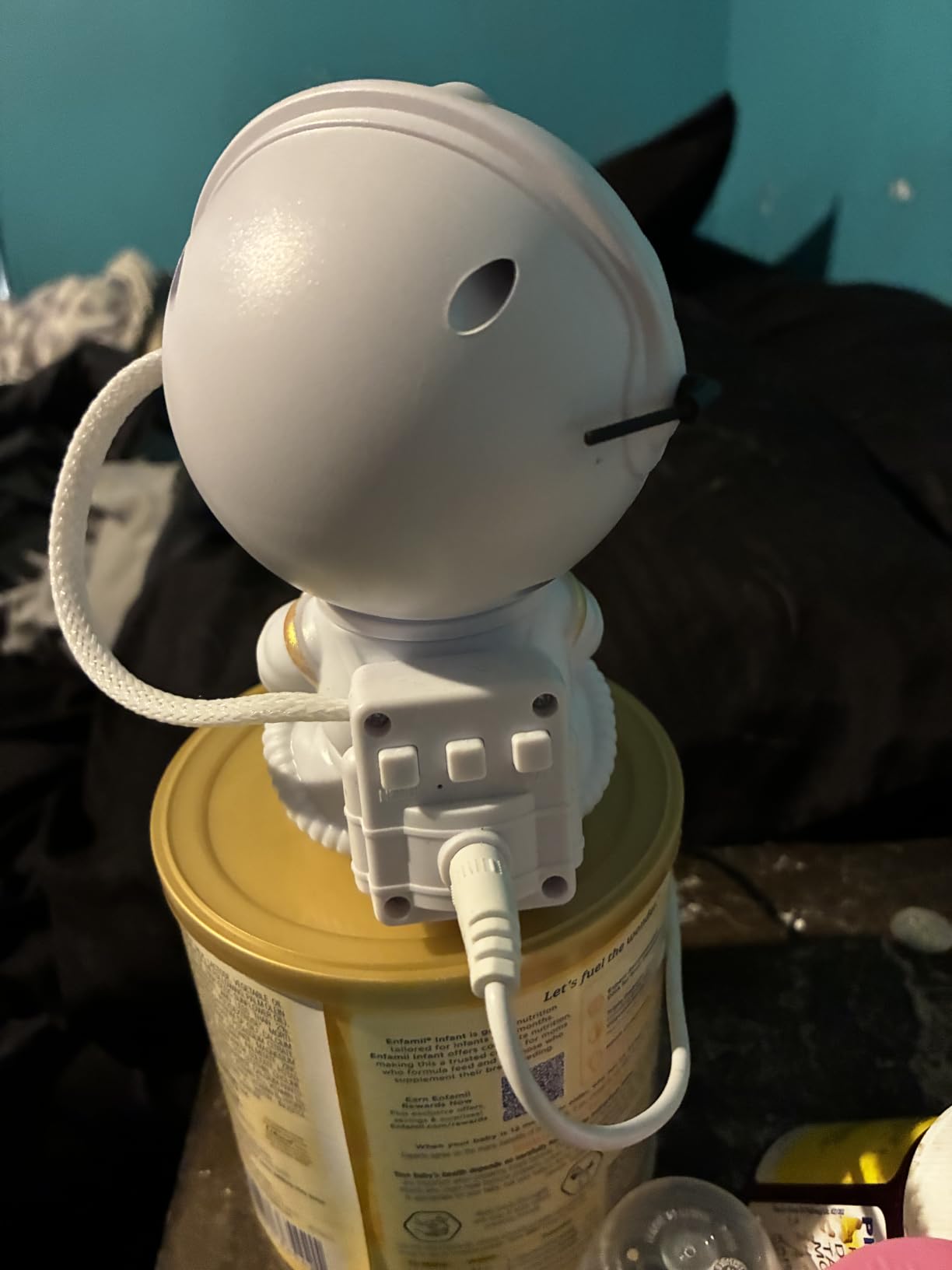 YXQUA Astronaut Galaxy Star Projector, Night Light for Kids, Original White customer photo 2