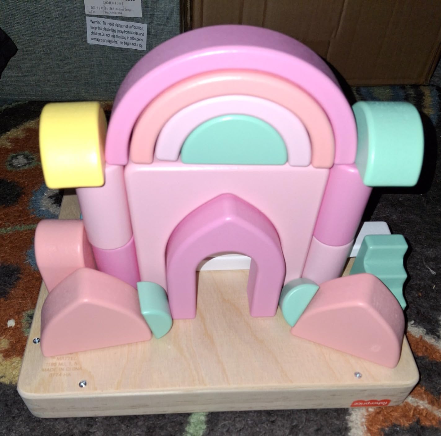 Fisher-Price Wood Castle Block Set, 28 Pieces, Ages 2+ customer photo 1