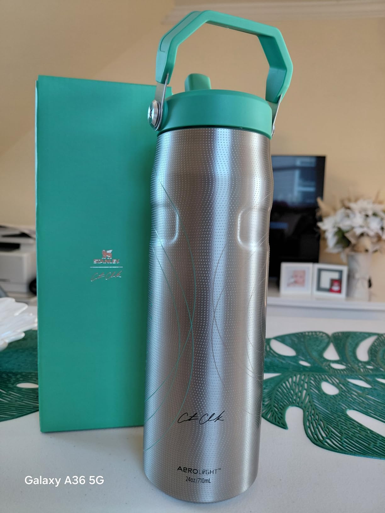 Stanley AeroLight Flip Straw Bottle customer photo 2