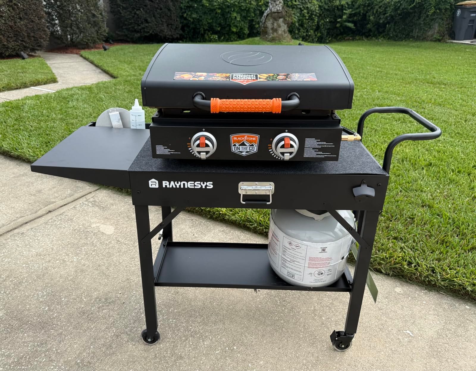 Raynesys 440lbs Outdoor Folding Grill Cart, Blackstone Griddle Stand customer photo 2