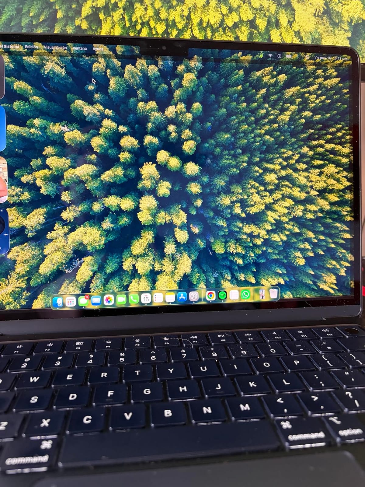 MacBook Air M3 Renewed customer photo 1