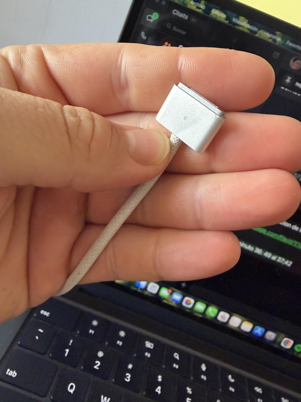 MacBook Air M3 Renewed customer photo 2