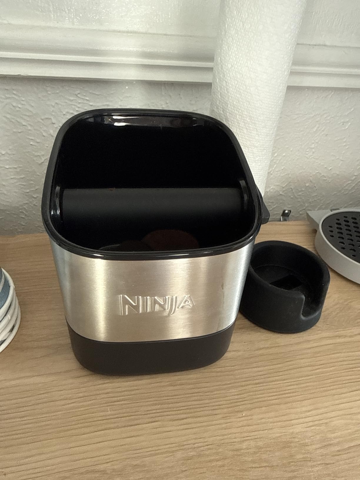 Ninja Luxe Café Knock Box, Holds 10 Double Shot Pucks, XSKKNOCKBOX customer photo 1