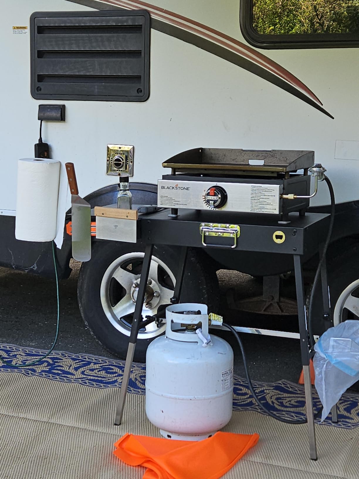 Grill Table for Outside, Blackstone Griddle Stand with Trash Holder customer photo 1