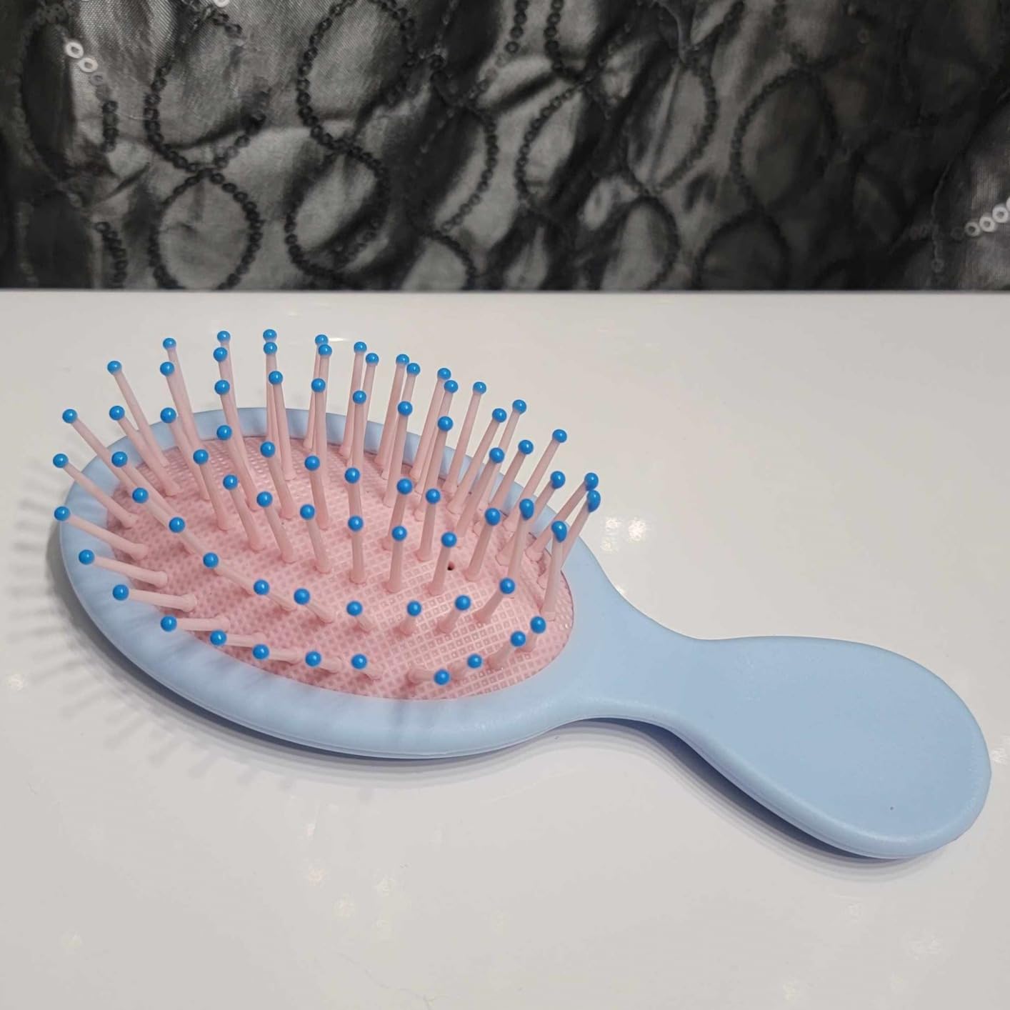 12 Pack Mini Detangling Brushes - 12 Colors for Wet & Dry Hair, Compact Travel Hairbrush for Teens & Adults, Perfect for Bridesmaid Gifts, Party Favors & Stocking Stuffers customer photo 2