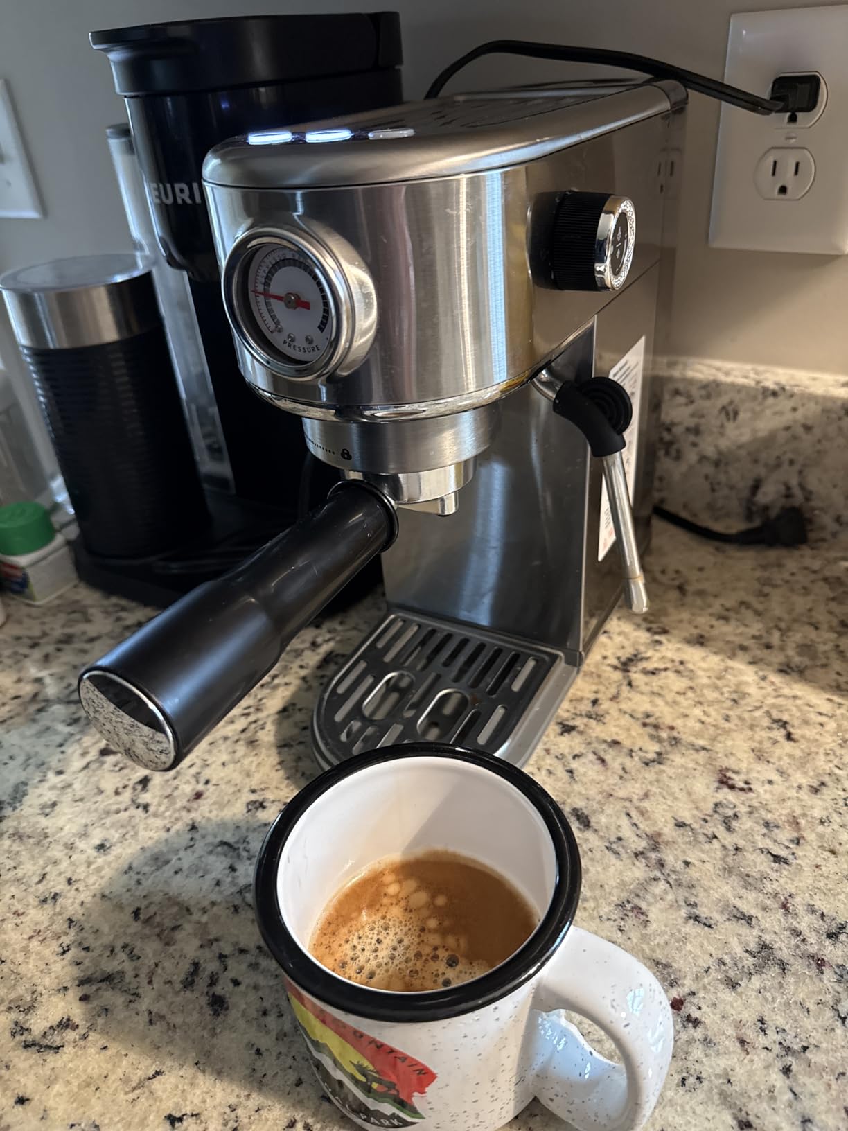 atatix Espresso Machine with Milk Frother, 20 Bar Pressure Espresso Maker customer photo 2