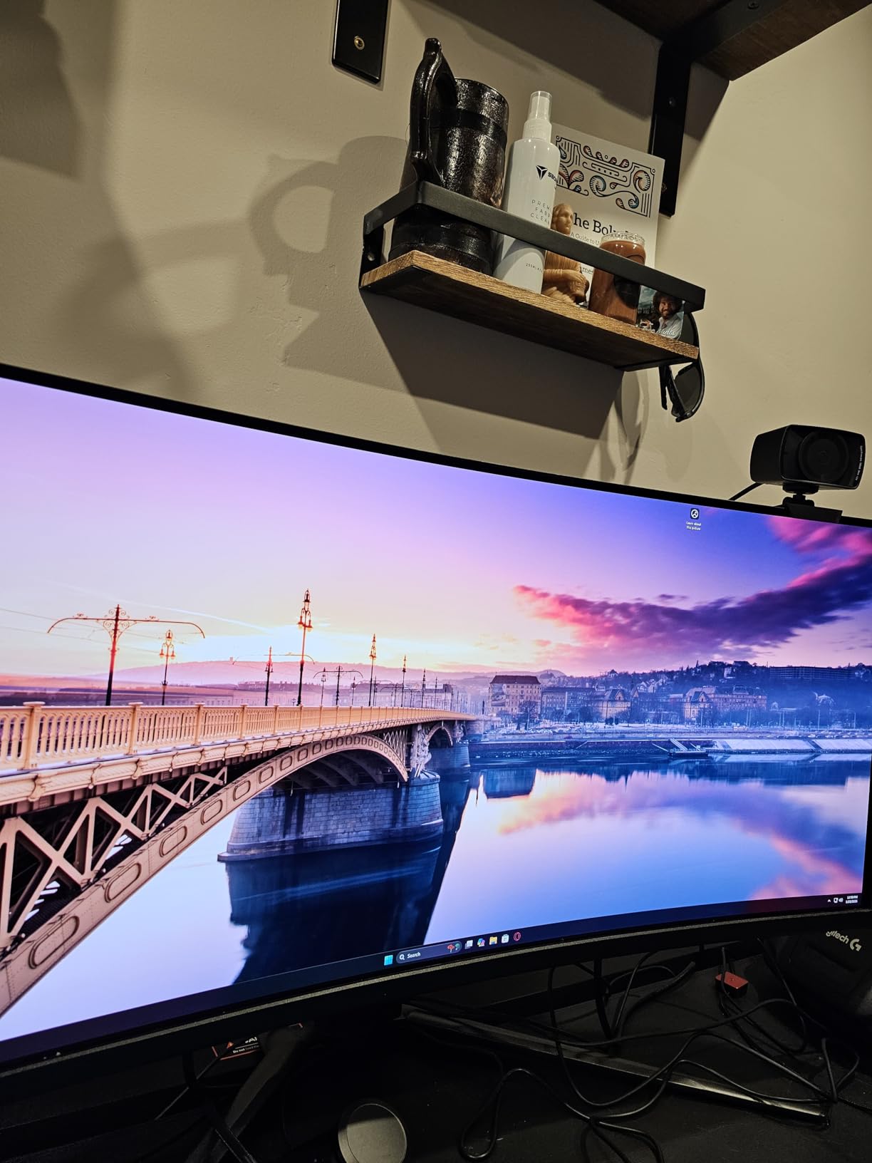 MSI MPG 321CURX customer photo 1