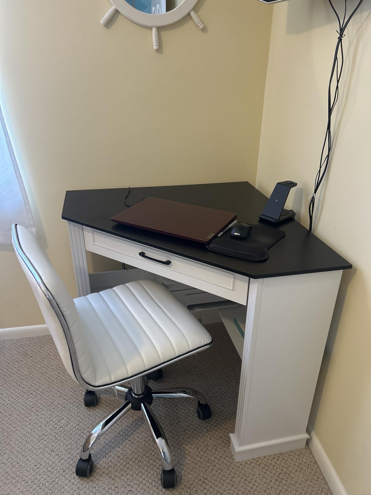 SEDETA Farmhouse Corner Desk for Small Space, White Small Computer Desk customer photo 1