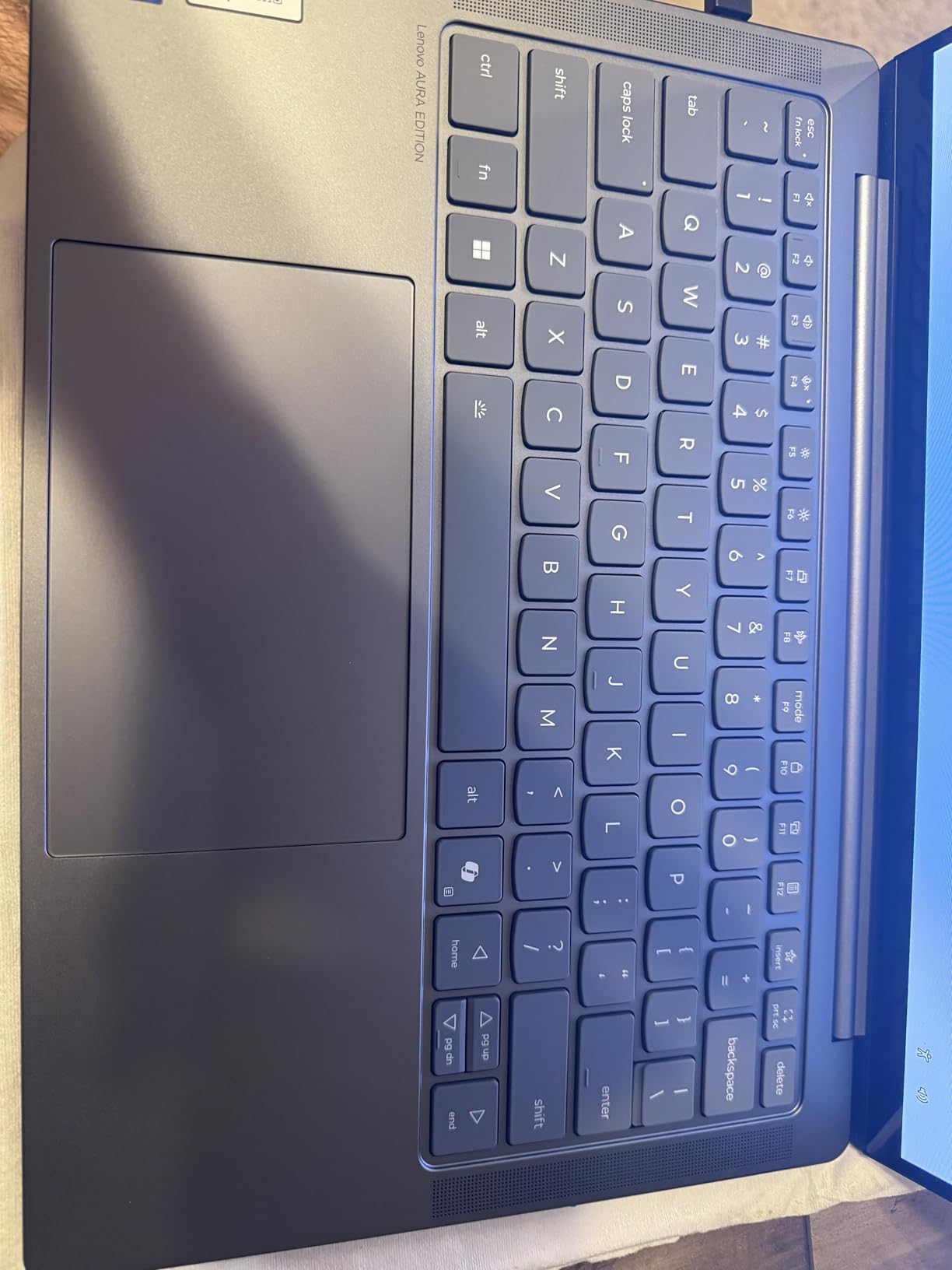 Lenovo Slim 7i customer photo 1