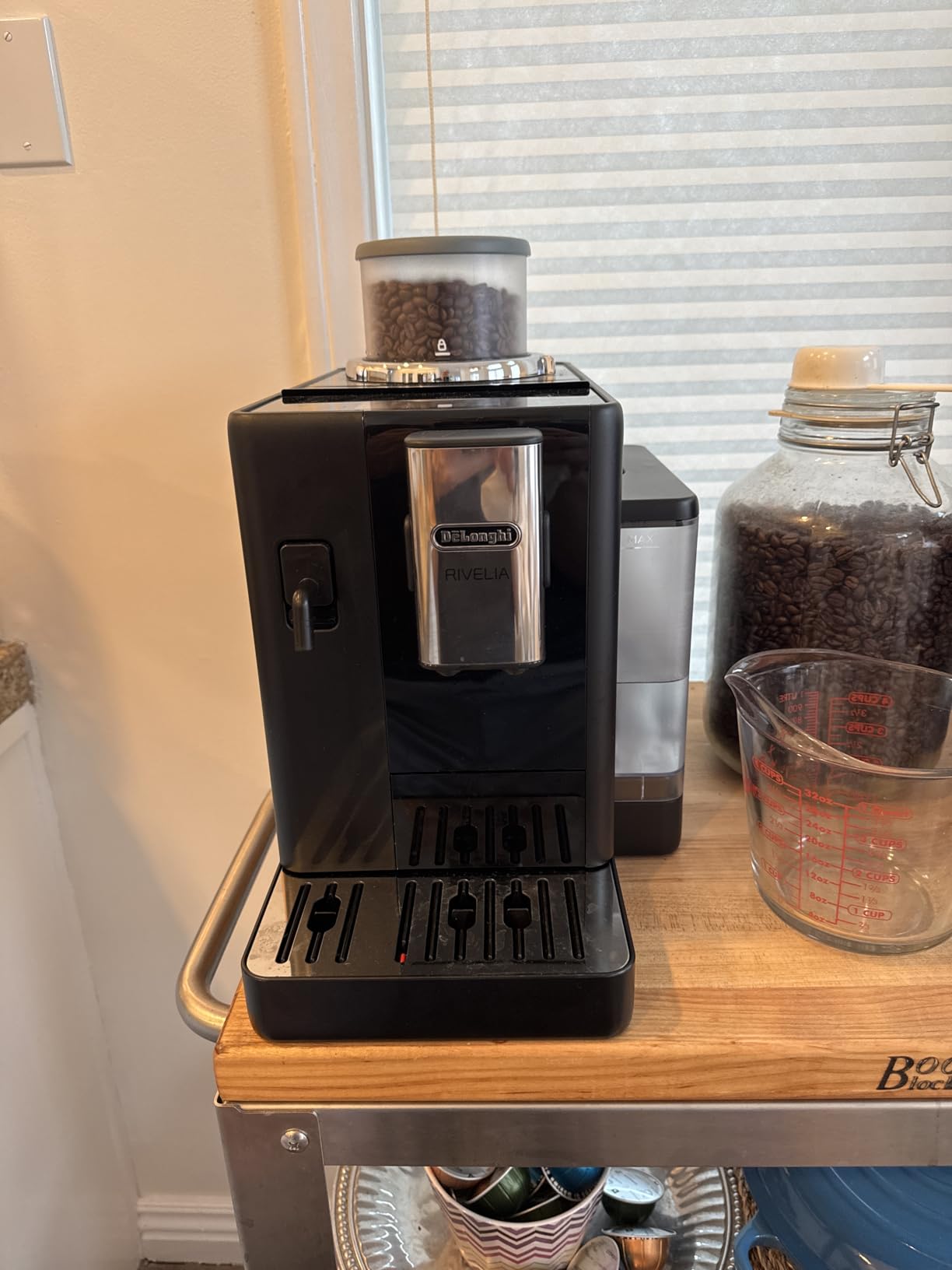 De'Longhi Rivelia Automatic Espresso Machine, Milk Frother, Black customer photo 1